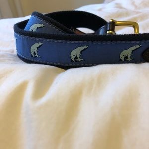 Vineyard vines belt